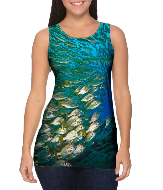 Plus Size Women's Ruffled Hem Tank Tops with Floral PrintsEn Camino The Cannon Underwater Plus Size Women's Ruffled Hem Tank Tops with Floral PrintsEn Camino The Cannon Underwater