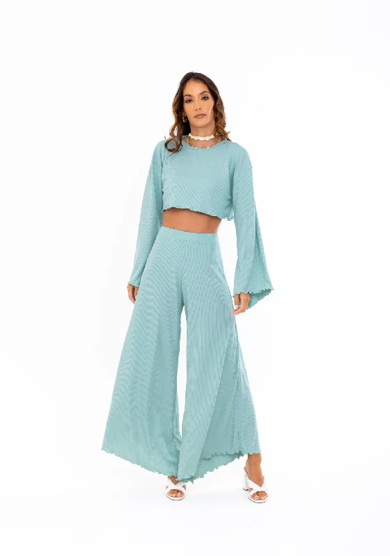 One - size - fits - all cover ups for convenient and hassle - free shoppingBreezy Clear Skies Crop top One - size - fits - all cover ups for convenient and hassle - free shoppingBreezy Clear Skies Crop top